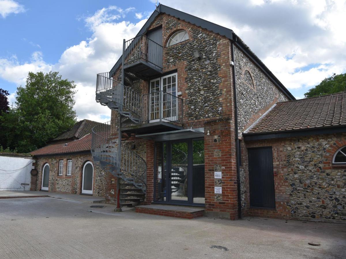 Bed and Breakfast The Mill Тетфорд Экстерьер фото